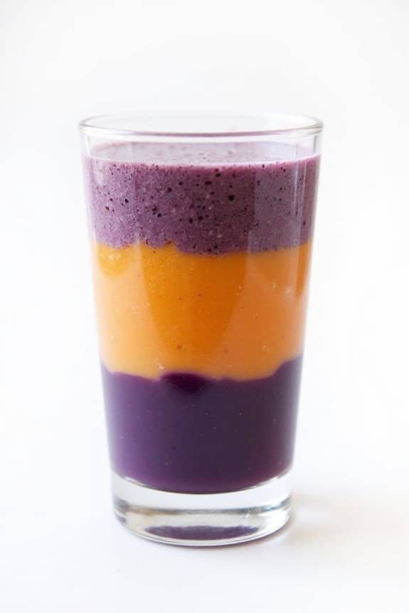 geschichteter Smoothie-Kreations-Zauber
