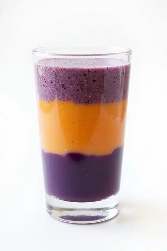 geschichteter Smoothie-Kreations-Zauber